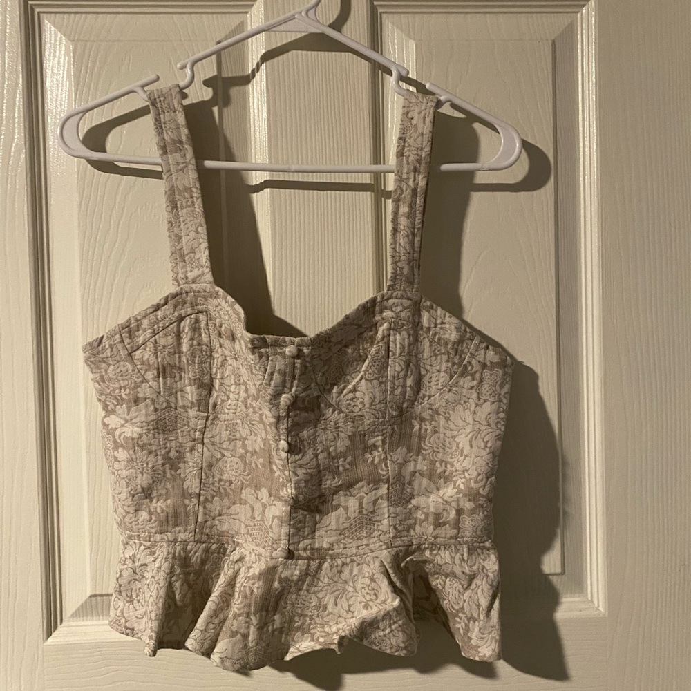 Crop top